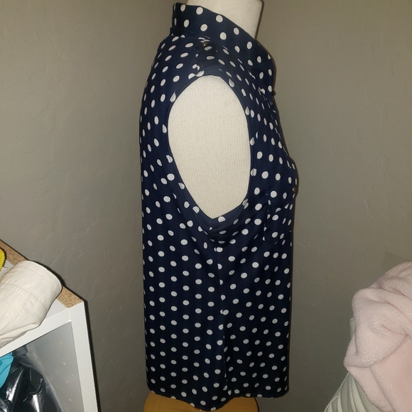 5/35 NWOT BCBG MAX AZRIA BLOUSE SLEEVELESS BLUE - Picture 5 of 7